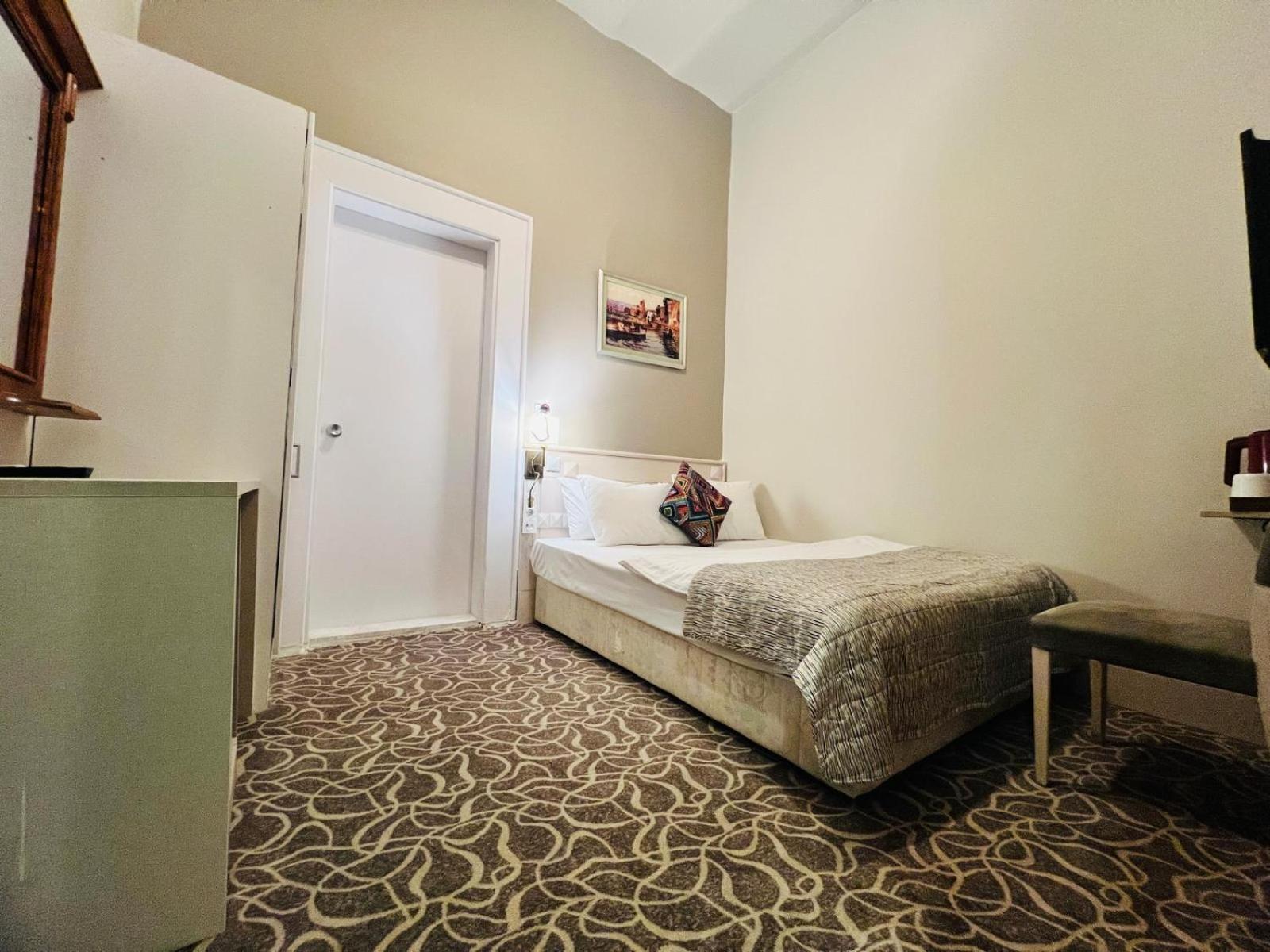 Hotel Aria Palace Taksim 3*