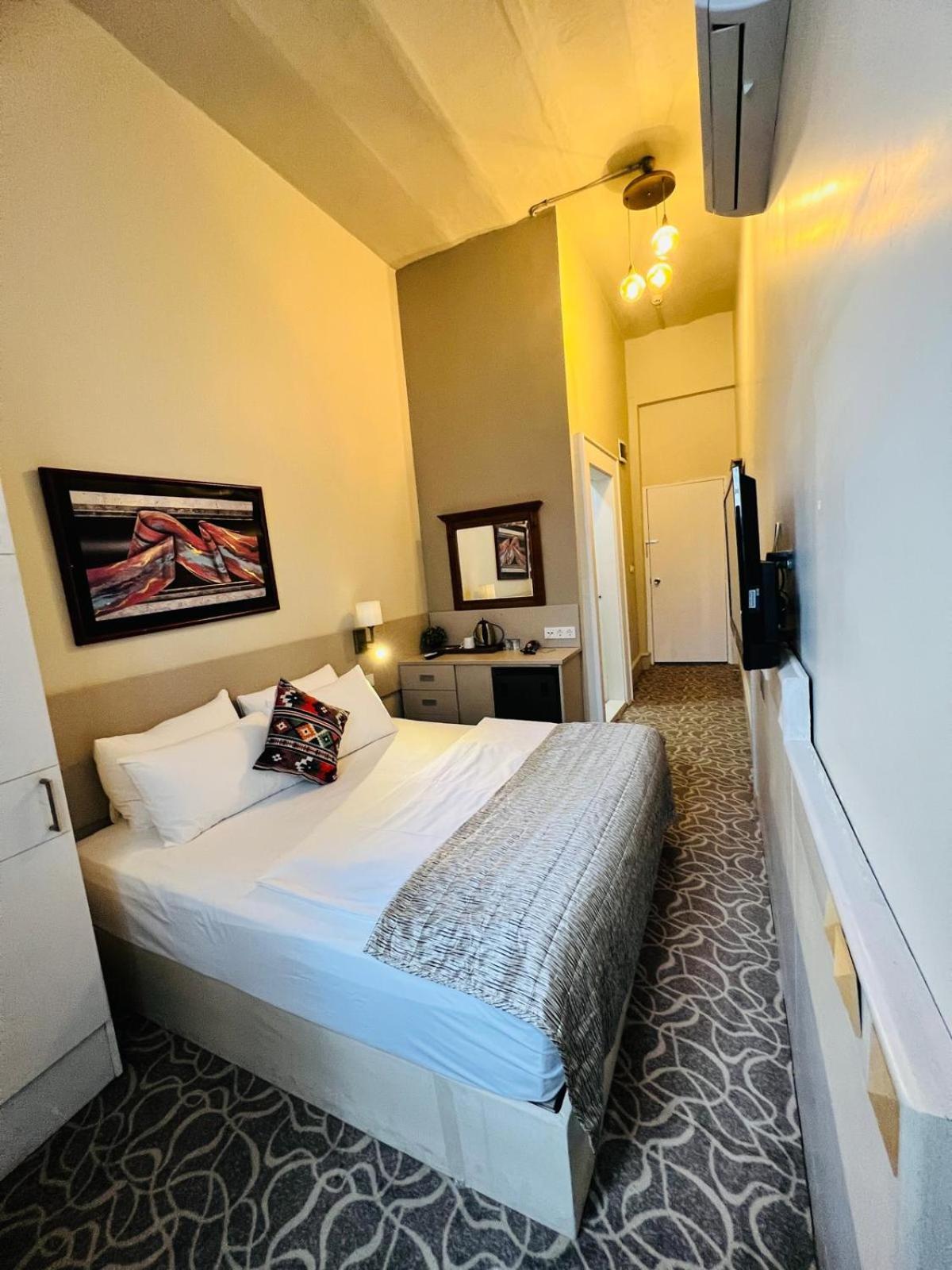 Hotel Aria Palace Taksim 3*